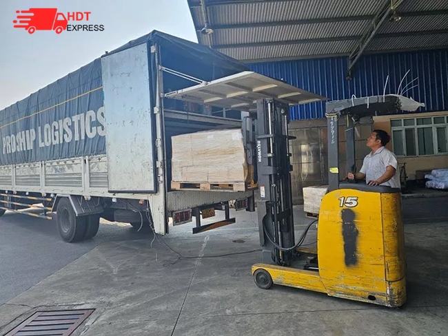 nhân viên chuyển nhà hà nội đà nẵng 