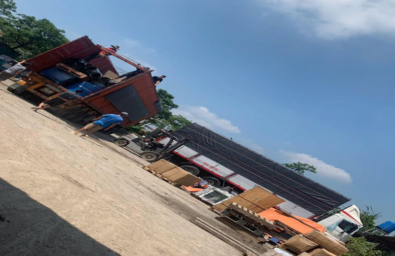 Vận chuyển hàng nhanh chóng chuyên nghiệp